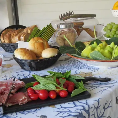 Alloggio in famiglia La Nave *